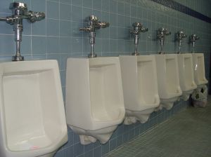 544061_urinal_2.jpg